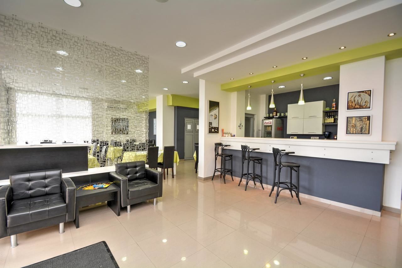 Отель Hotel Novi Херцег-Нови